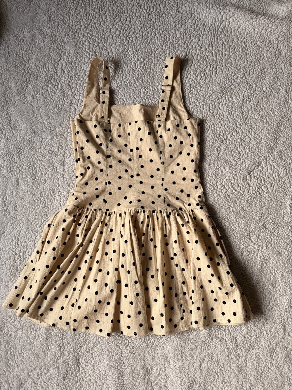 Abercrombie & Fitch Cream Mini Dress with Black Polka Dots - Picture 5 of 10